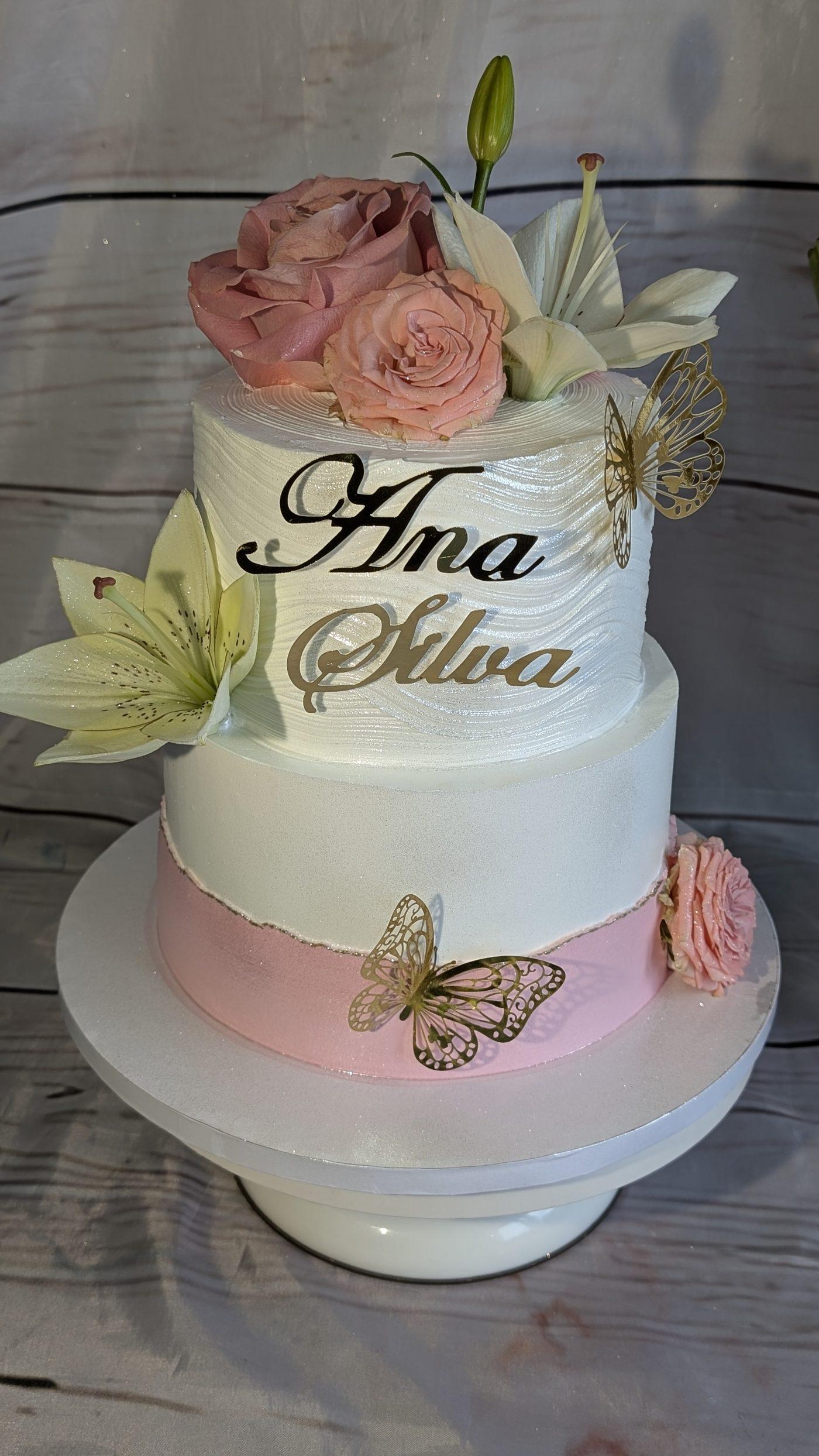 Bolos personalizados em Porto — Roberta C Cakes
